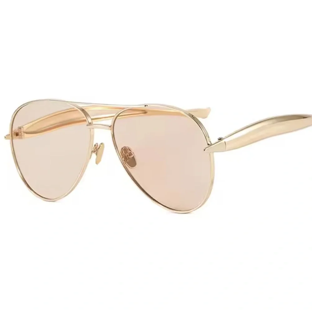 Elegant Gold-Toned Aviator Sunglasses